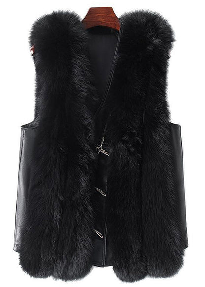Gracefully Styled Coat for Any Occasion
