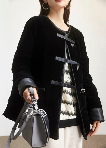 Classic Vintage & Enduringly Stylish Coat