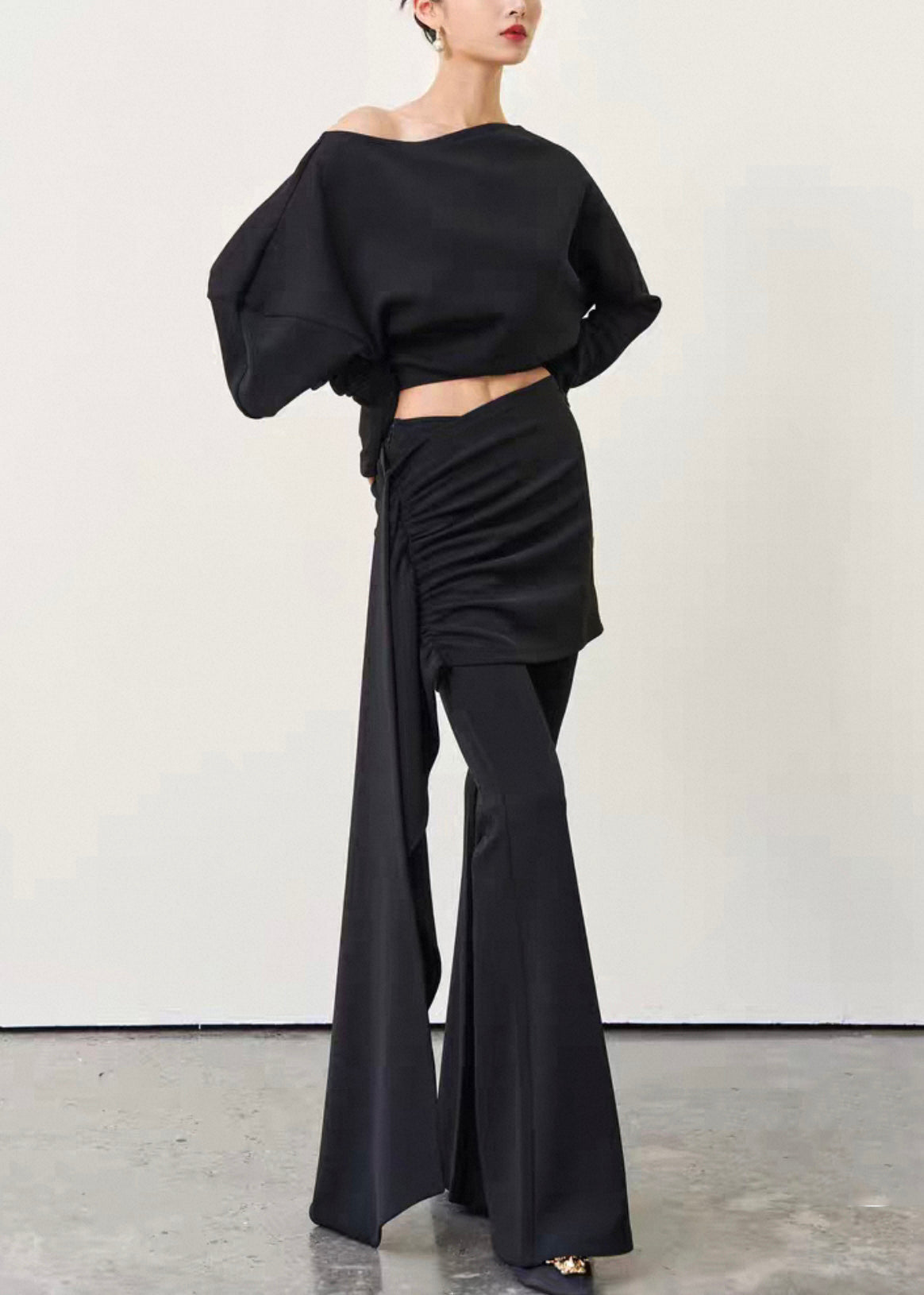 Gracefully Styled Trousers for Any Occasion