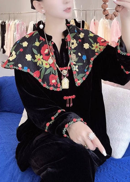 Classic Vintage Shirt with a Flattering Fit