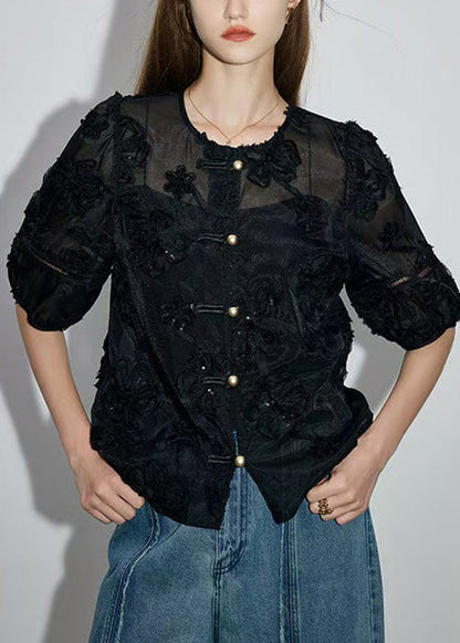 Gracefully Styled Shirt for Any Occasion