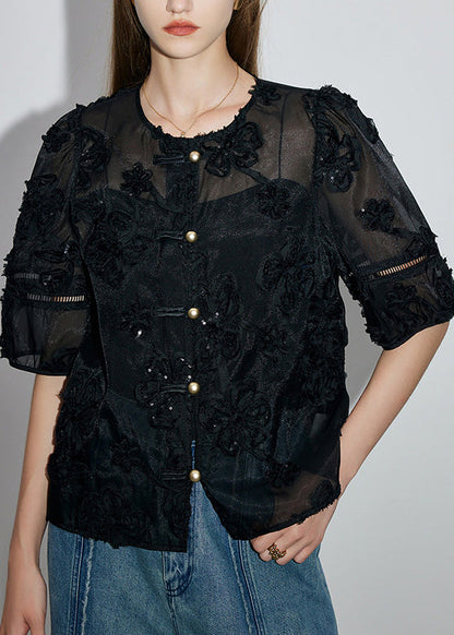 Gracefully Styled Shirt for Any Occasion