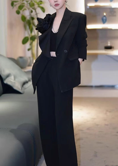 Beautifully Finished Pants in a Timeless Design