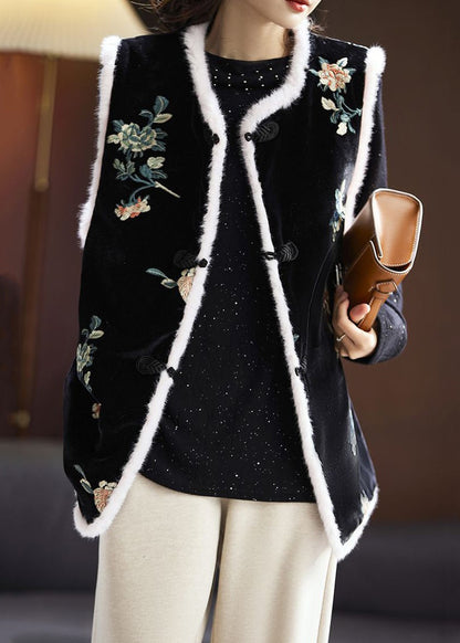 Well Tailored Coat with a Graceful Silhouette