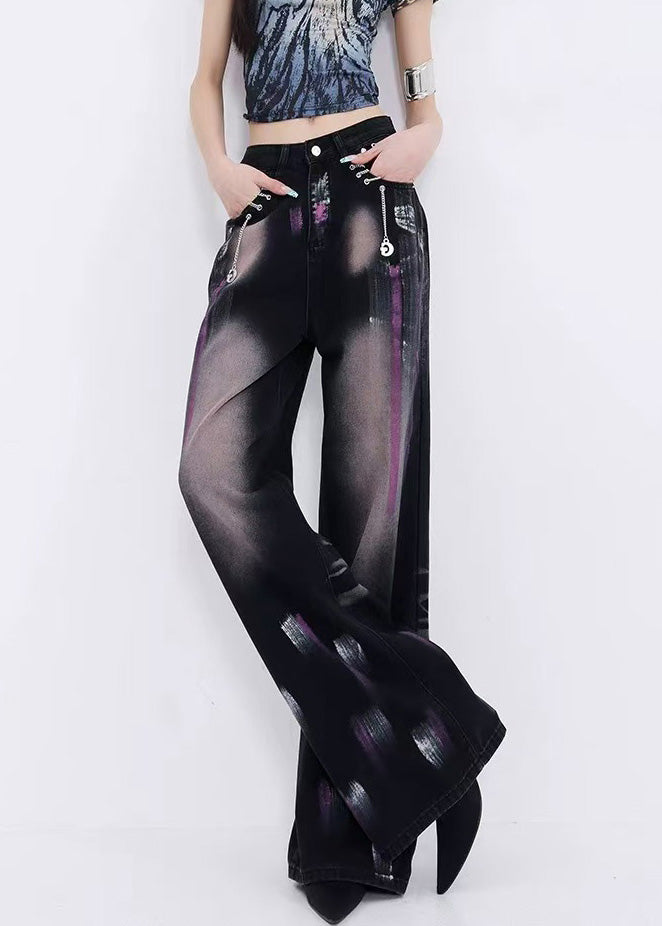 Effortlessly Elegant Pants with a Timeless Design