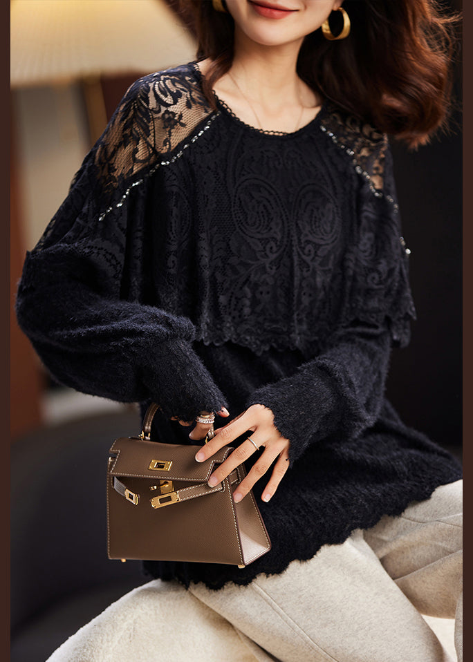 Beautifully Finished Top in a Timeless Design