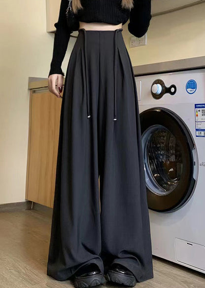 Classic Vintage Pants with a Flattering Fit