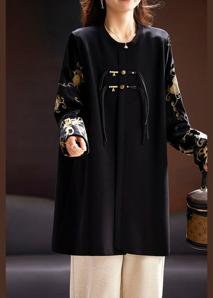 Well Tailored Top with a Graceful Silhouette