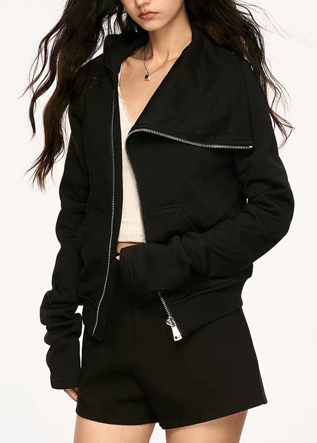 Sophisticated Coat with a Clean Classic Look