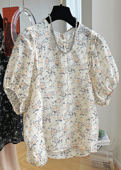Classic Vintage Shirt with a Flattering Fit