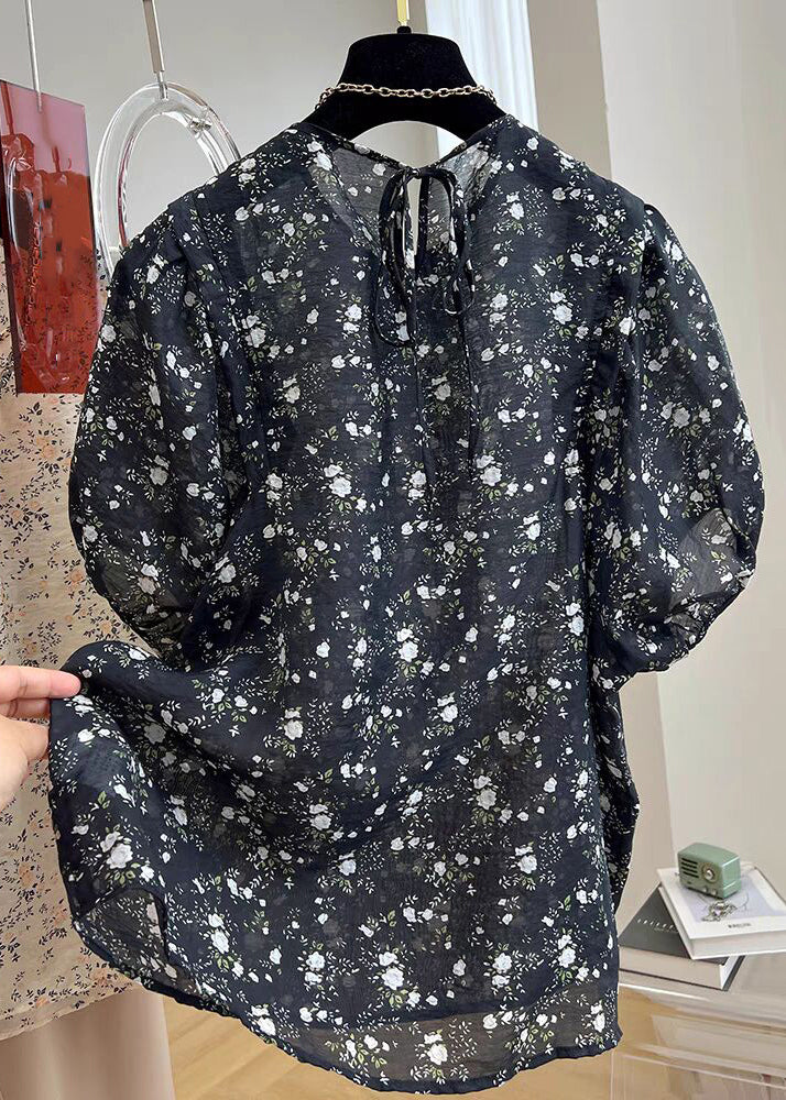 Classic Vintage Shirt with a Flattering Fit