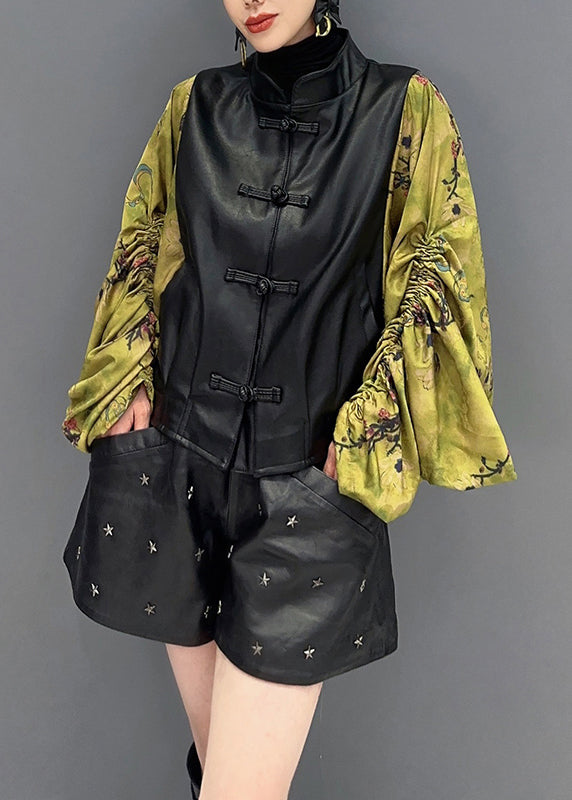 Elegantly Styled Coat for Everyday Wear