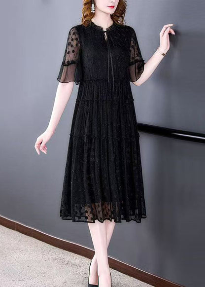 Beautifully Finished Dress in a Timeless Design