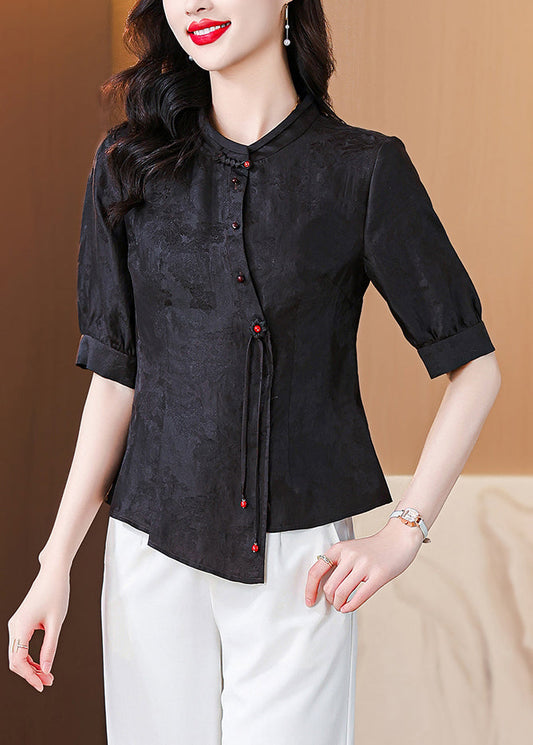 Sophisticated Shirt with a Clean Classic Look