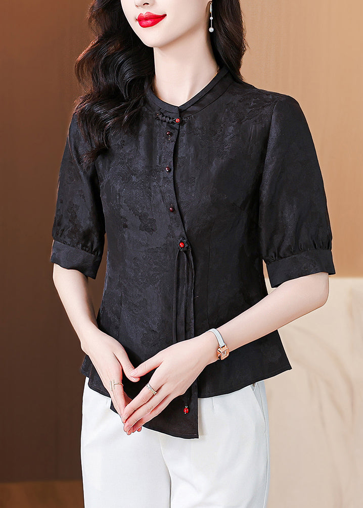 Sophisticated Shirt with a Clean Classic Look