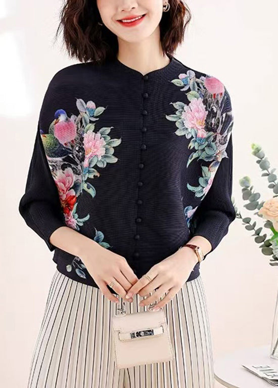 Sophisticated Top with a Clean Classic Look