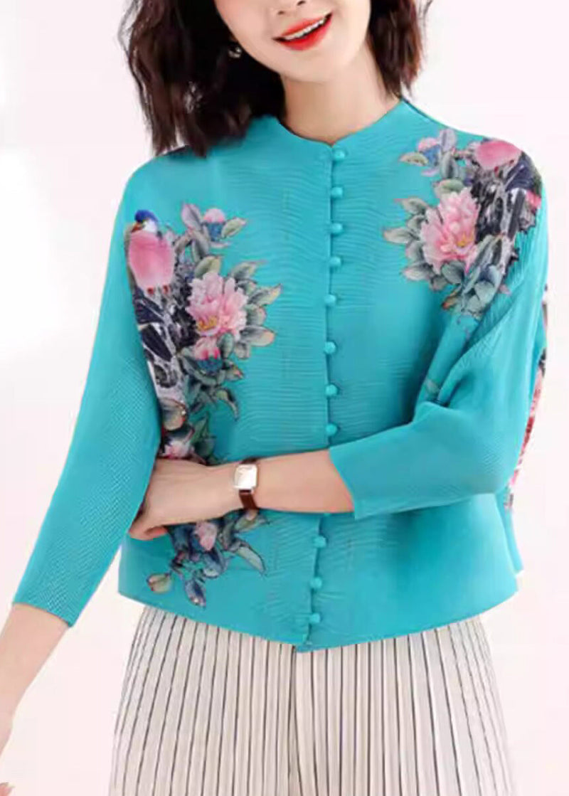 Sophisticated Top with a Clean Classic Look
