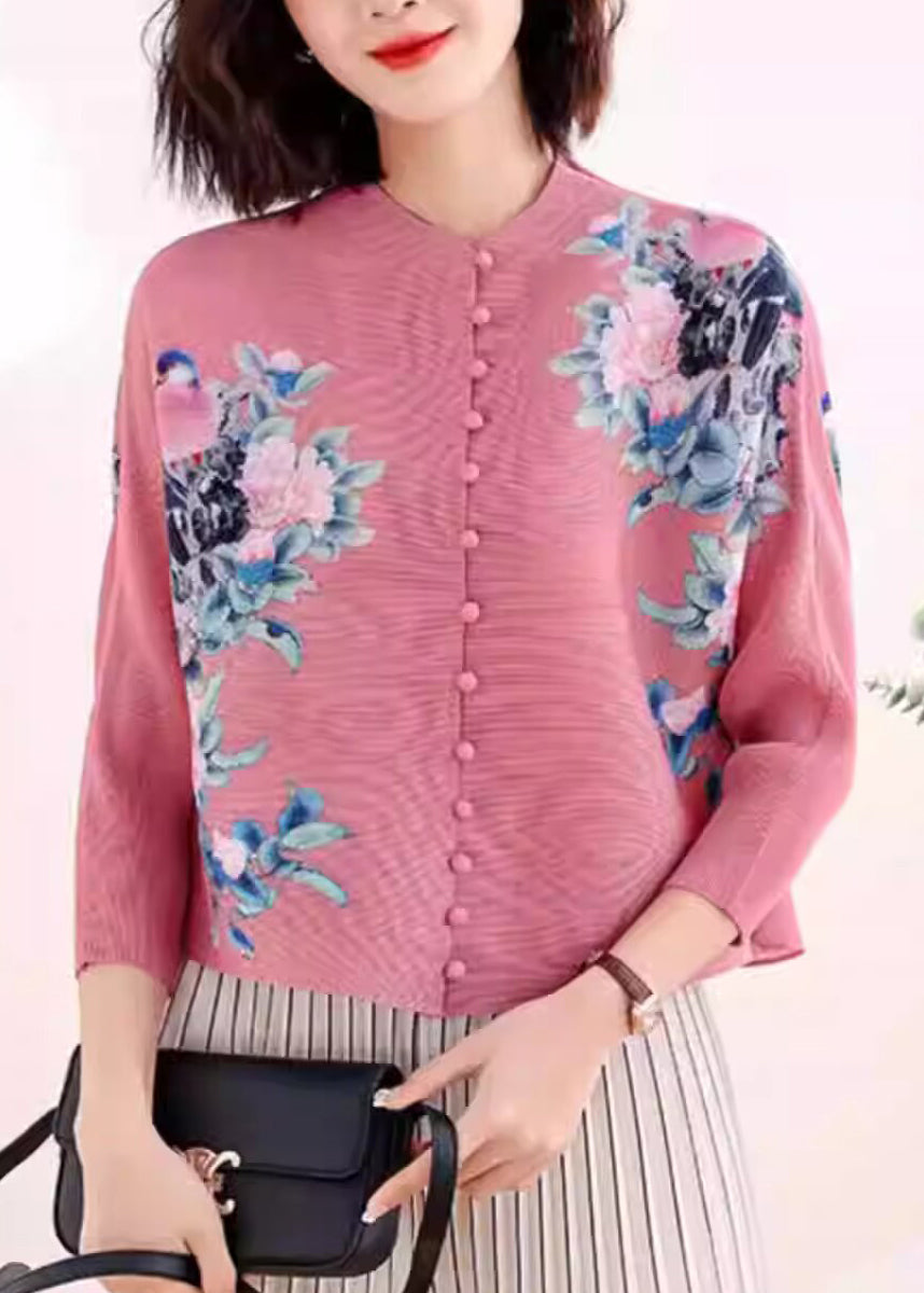 Sophisticated Top with a Clean Classic Look