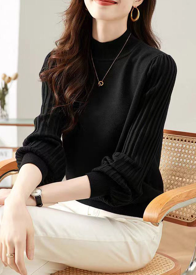 Classic Vintage Sweater with a Flattering Fit