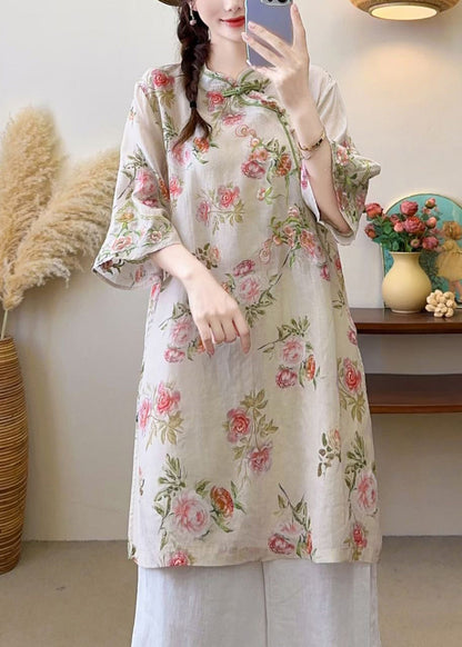 Beautifully Crafted Blouse in a Classic Style