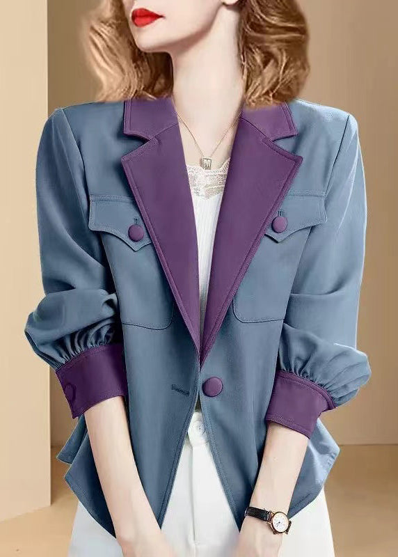 Classic Vintage Coat with a Flattering Fit