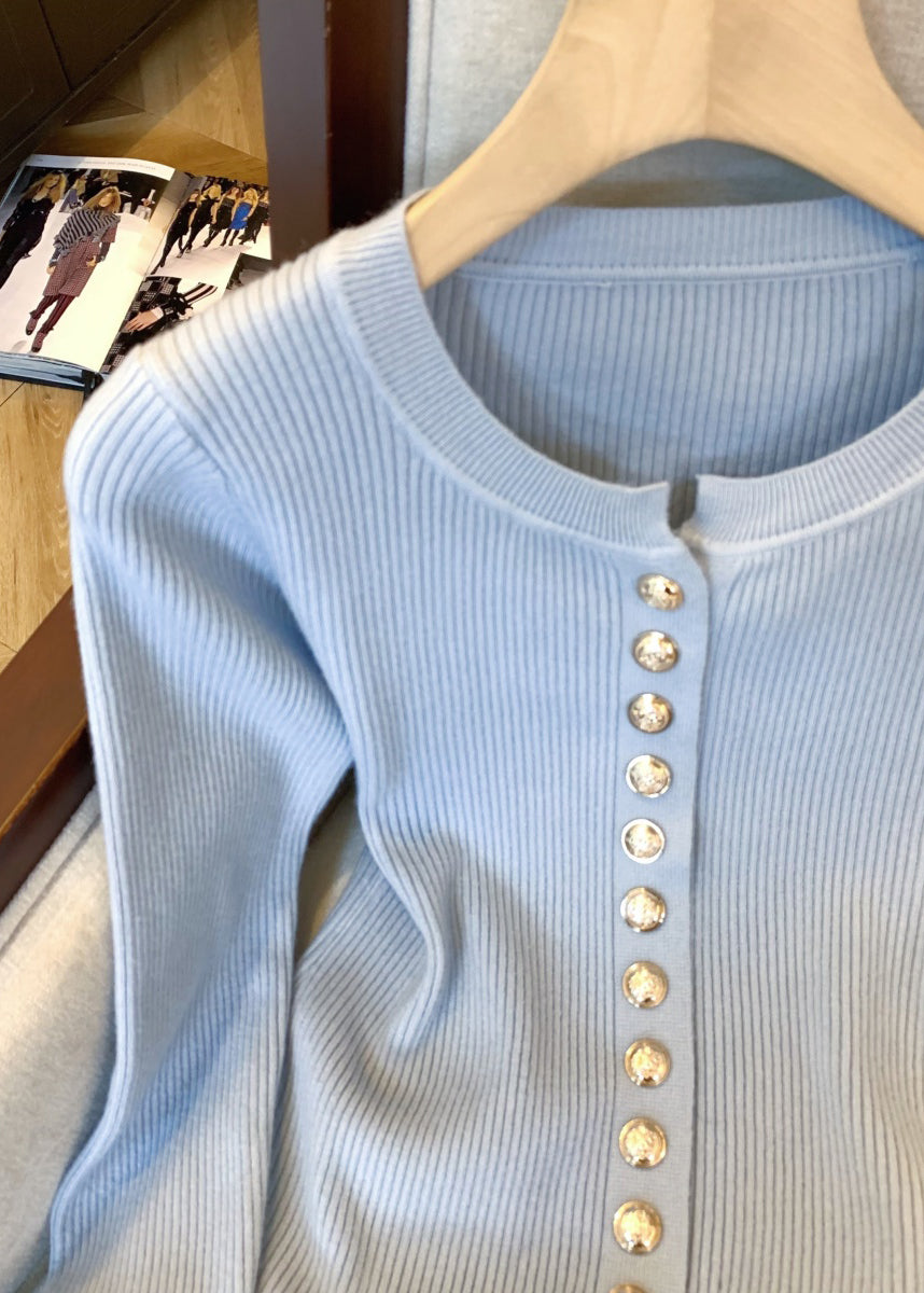 Beautifully Finished Sweater in a Timeless Design