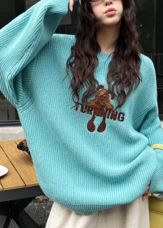Classic Vintage Sweater with a Flattering Fit