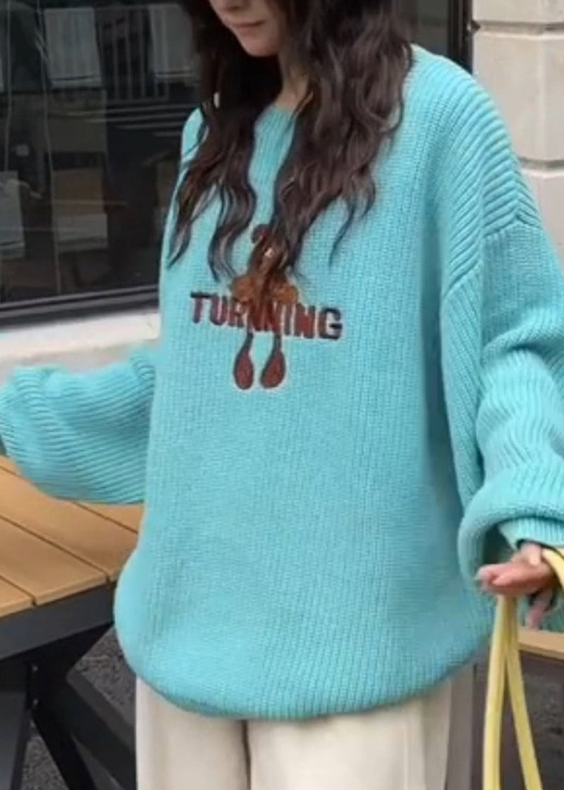 Classic Vintage Sweater with a Flattering Fit