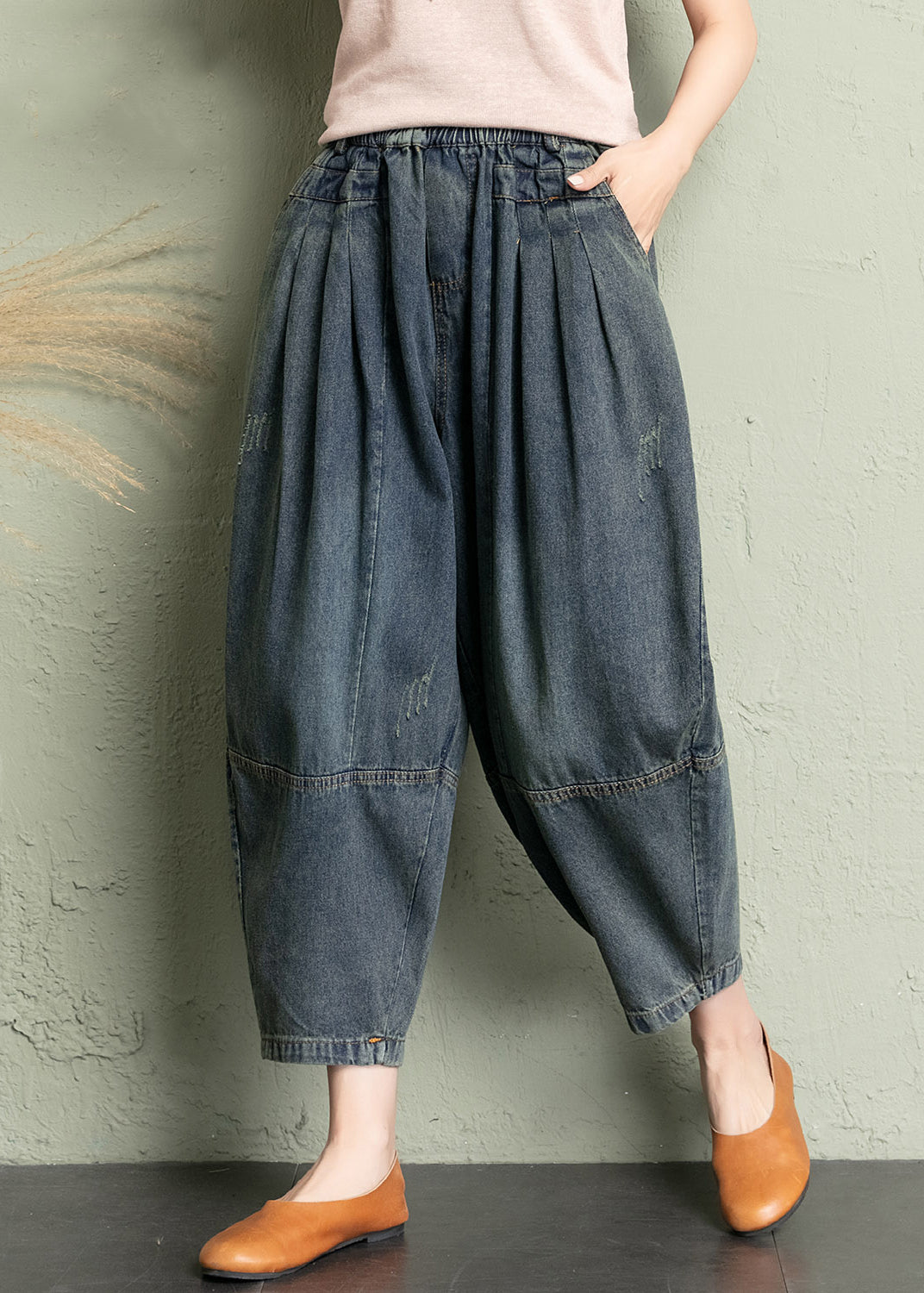 Sophisticated Pants with a Clean Classic Look