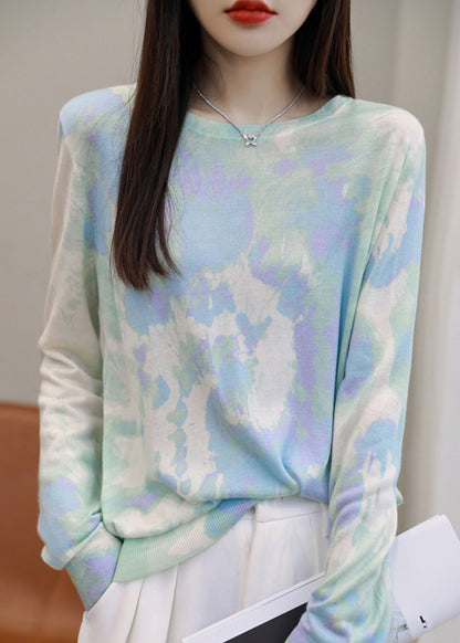 A Vintage Style Top with Delicate Timeless Details