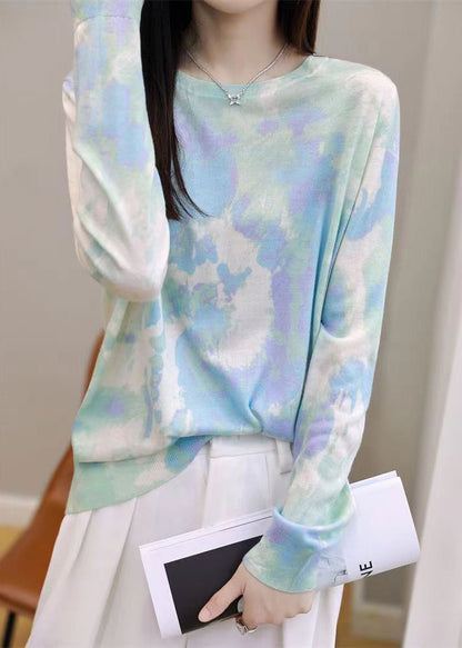 A Vintage Style Top with Delicate Timeless Details