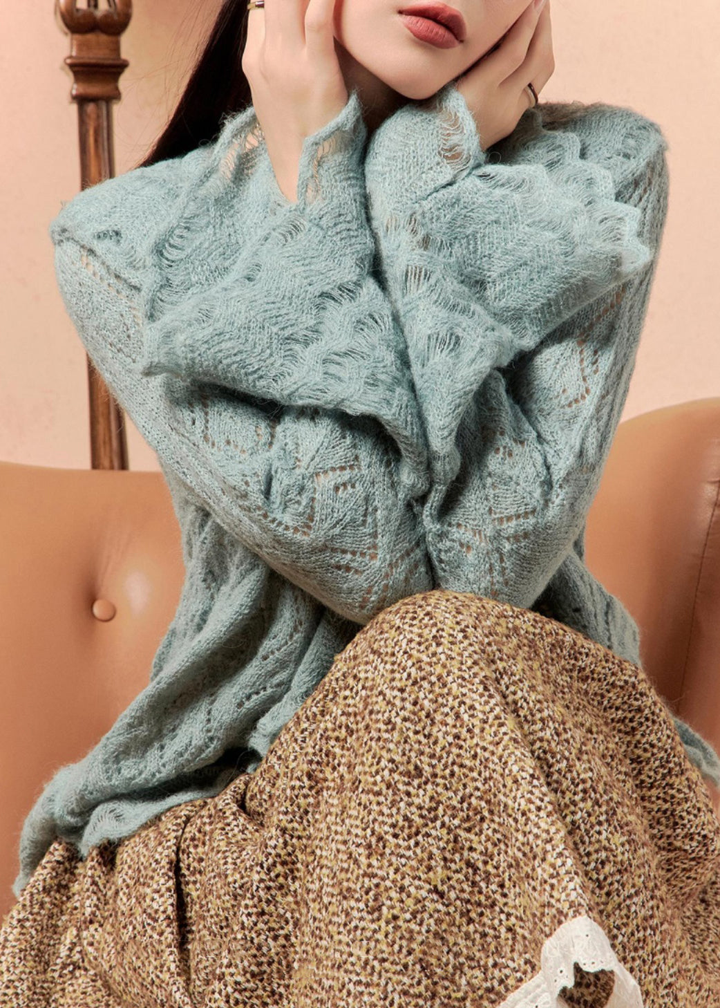 Classic Vintage Sweater with a Flattering Fit