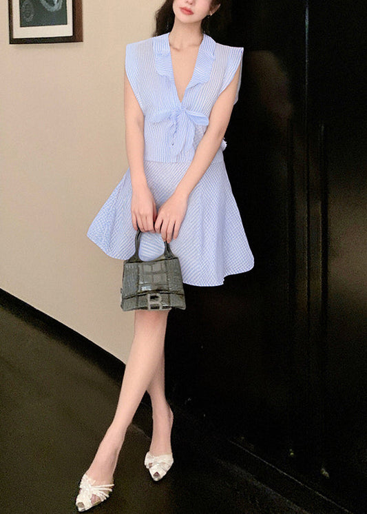 Effortlessly Elegant Top with a Timeless Design