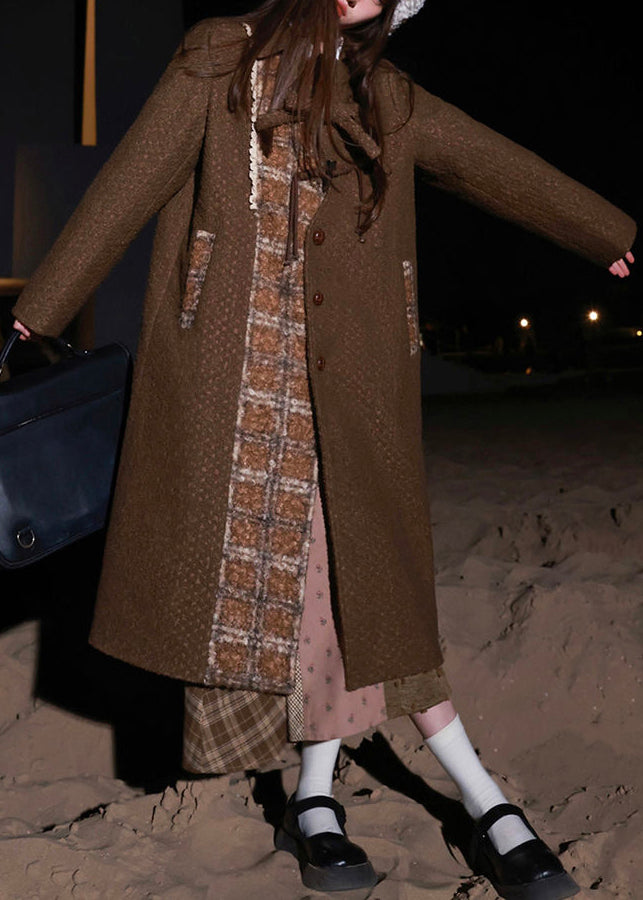Well Tailored Coat with a Graceful Silhouette