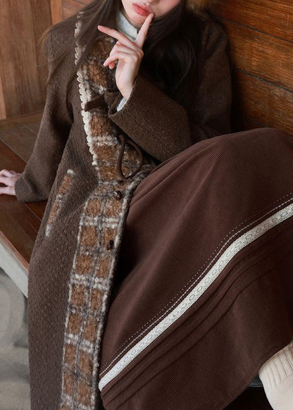 Well Tailored Coat with a Graceful Silhouette