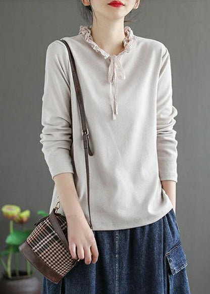 Classic Vintage Shirt with a Flattering Fit