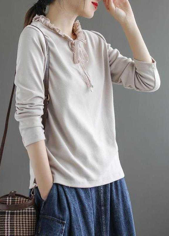 Classic Vintage Shirt with a Flattering Fit