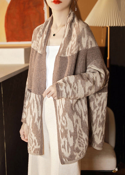 Elegantly Styled Cardigan for Everyday Wear