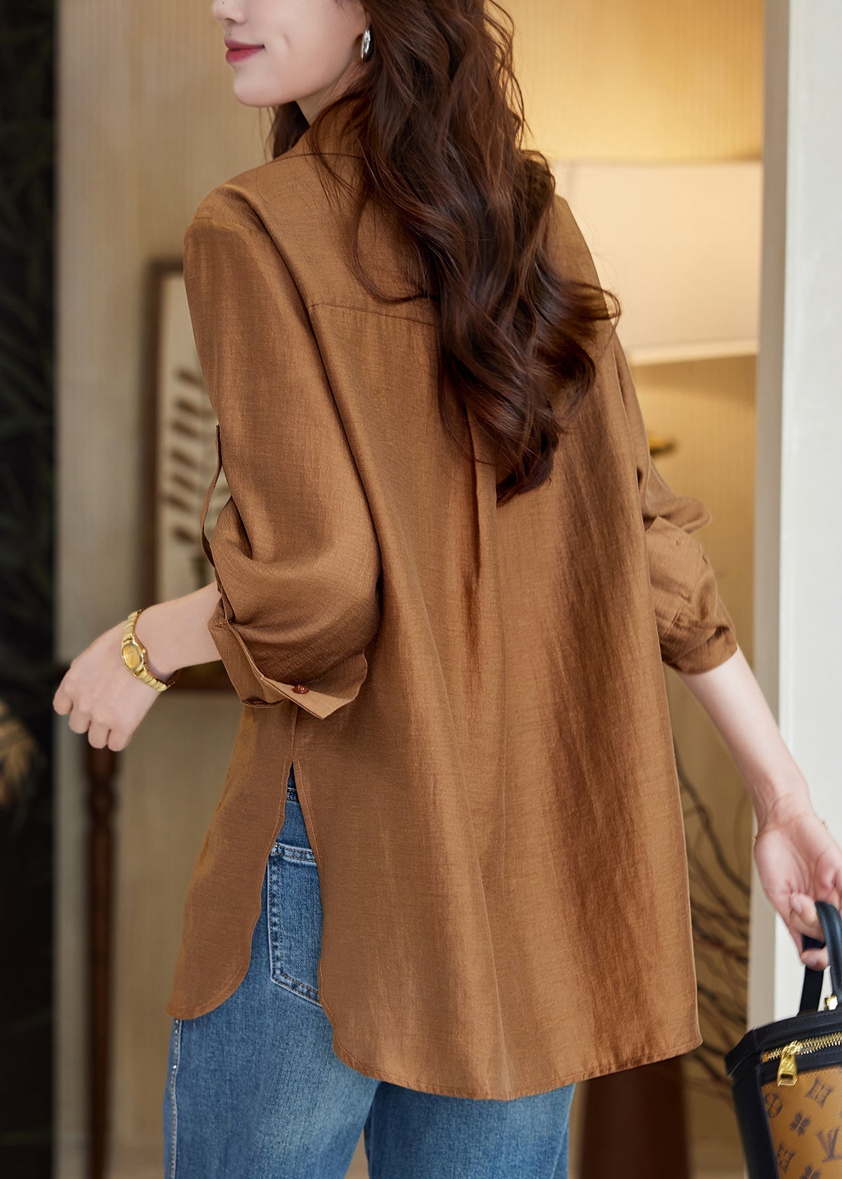 Elegantly Styled Blouse for Everyday Wear