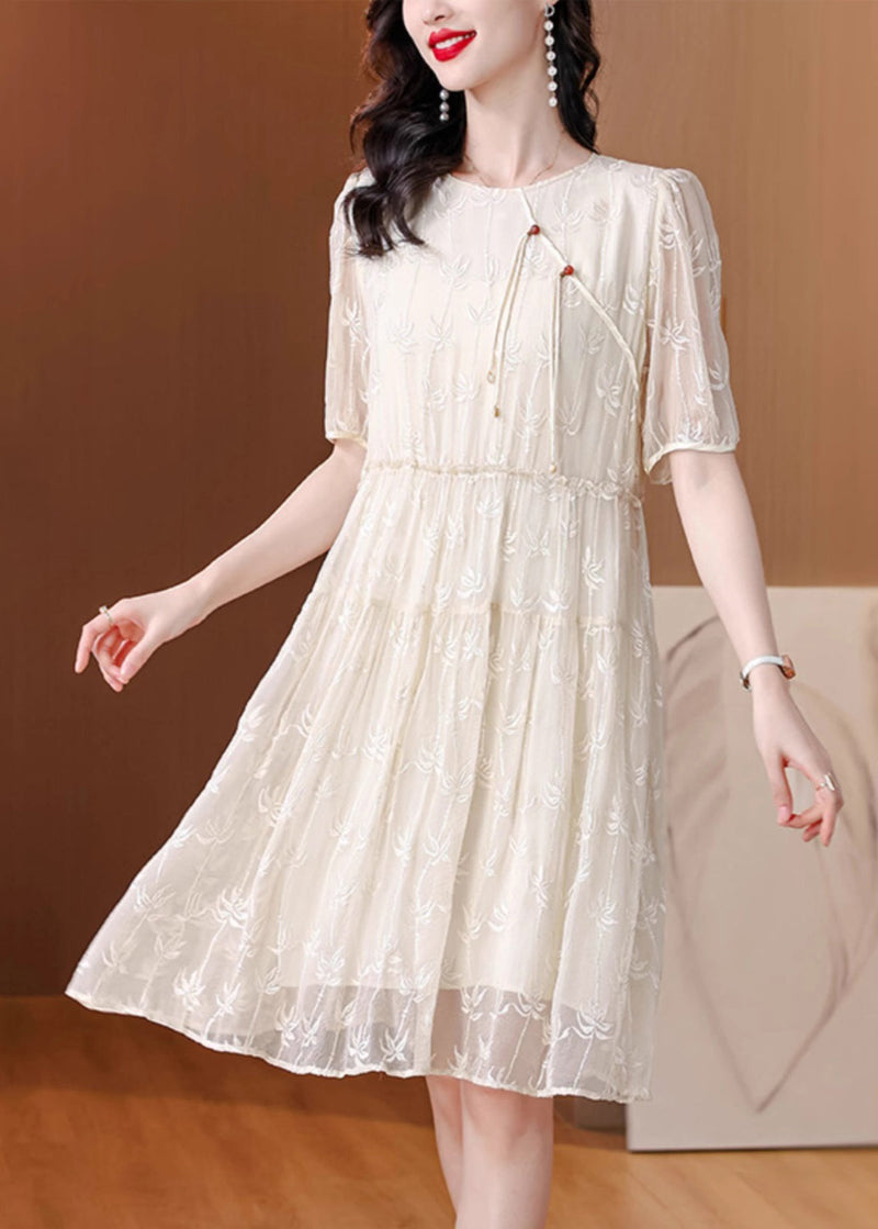 Beautifully Crafted Dress in a Classic Style