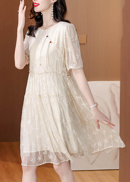Beautifully Crafted Dress in a Classic Style