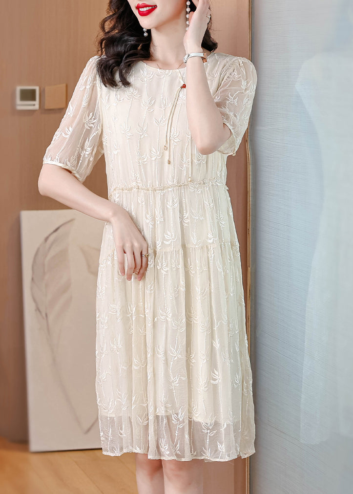 Beautifully Crafted Dress in a Classic Style