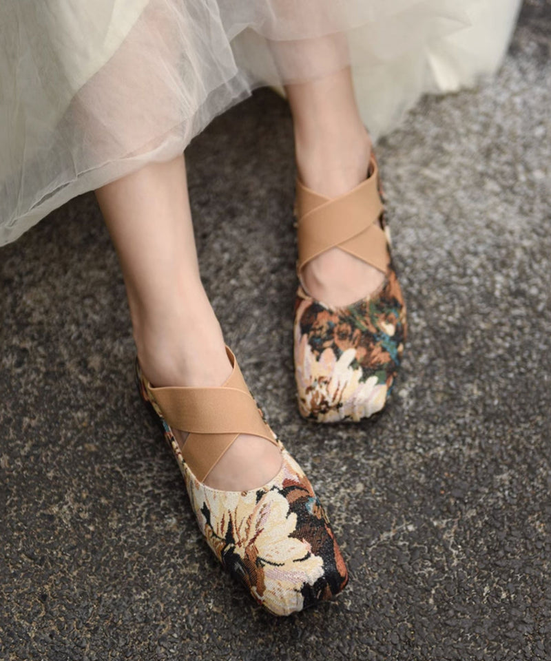 Chic Orthopedic Shoes with Unique Design