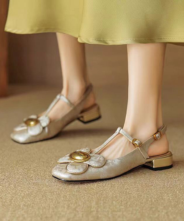 Graceful Orthopedic Shoes for Modern Look