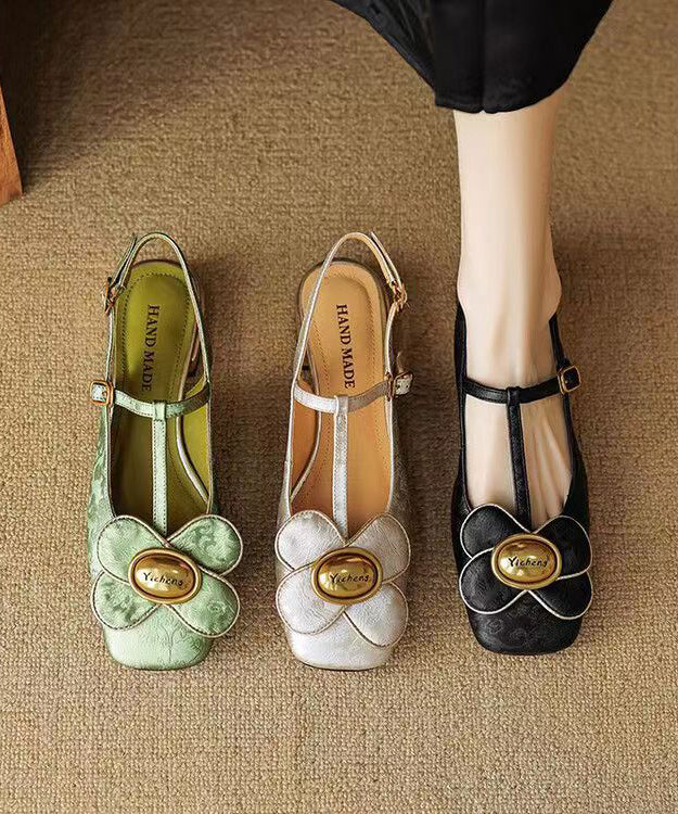 Graceful Orthopedic Shoes for Modern Look