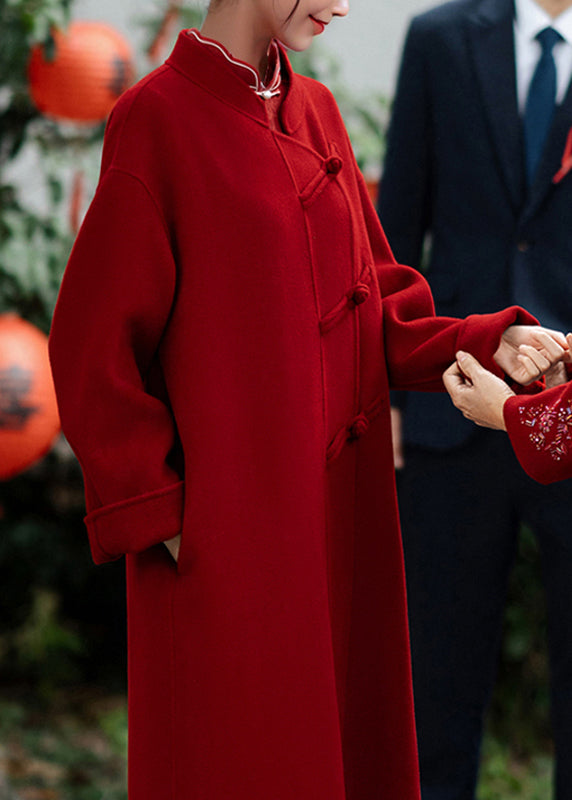 A Vintage Style Coat with Delicate Timeless Details