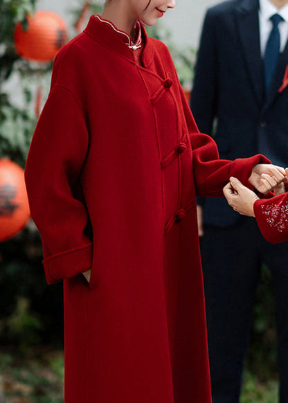 A Vintage Style Coat with Delicate Timeless Details