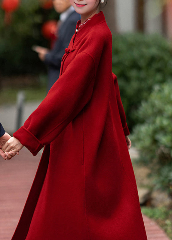 A Vintage Style Coat with Delicate Timeless Details