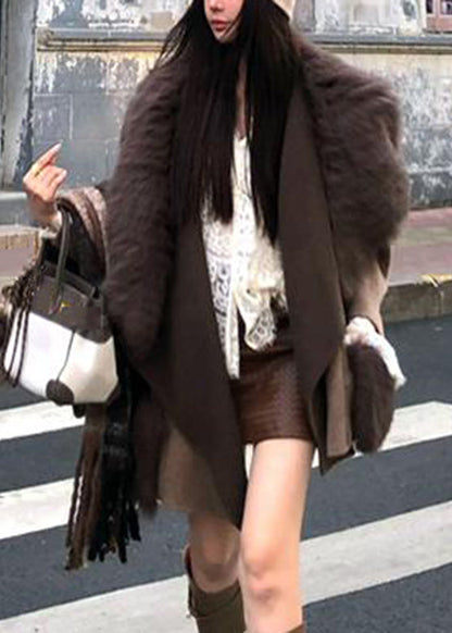 Well Tailored Coat with a Graceful Silhouette