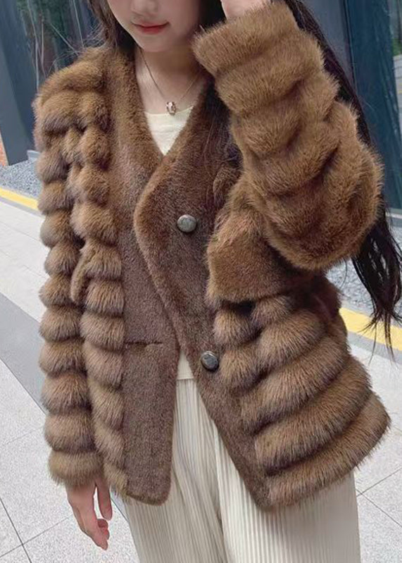 Polished Coat with an Effortless Classic Look